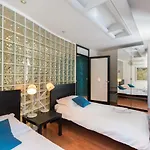 White&blue Center App Apartment *