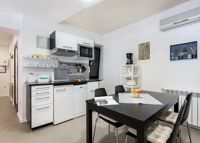 White&blue Center App Apartment