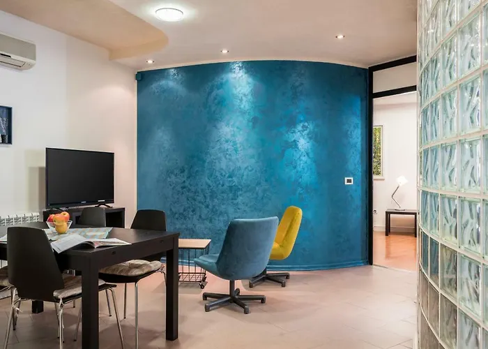 Apartment White&blue Center App *